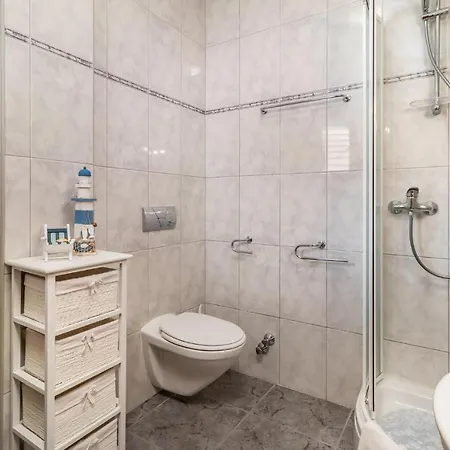 Pet Friendly In With Kitchen Apartamento Dramalj